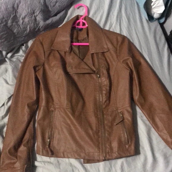 Large jacket - Picture 4 of 4